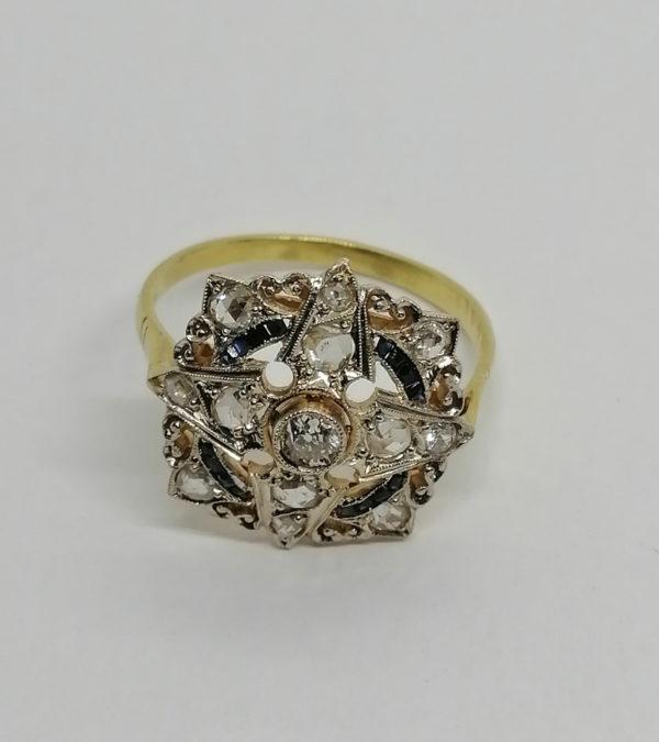 Bague en or jaune et platine, avec diamants et saphirs calibrés, 1925, Art Déco. – Image 2
