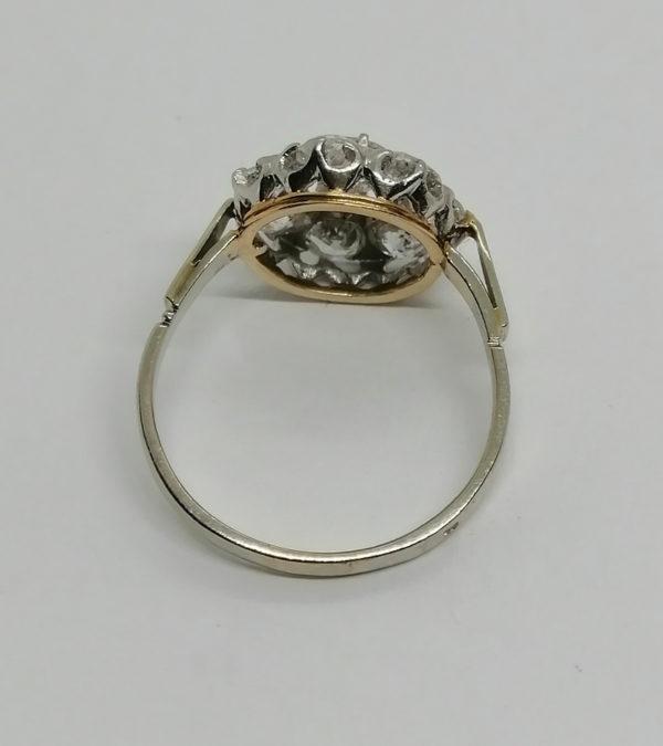 Bague or gris et sertie platine, marguerite de diamants de taille ancienne, 1900. – Image 4