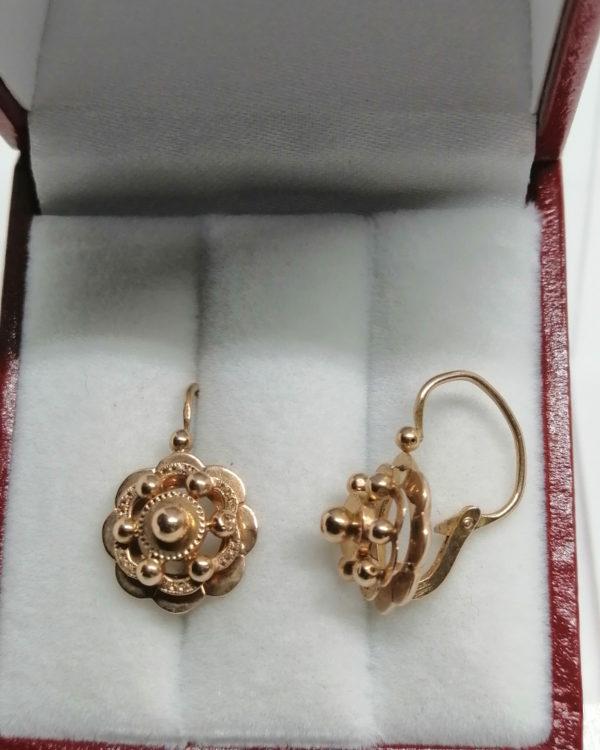 Paire de boucles d'oreilles or rosé, modèle boules, vers 1900, Art Nouveau. – Image 3