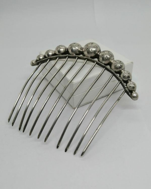 Peigne à cheveux, motifs de fleurettes stylisées, 1880-1900. – Image 3