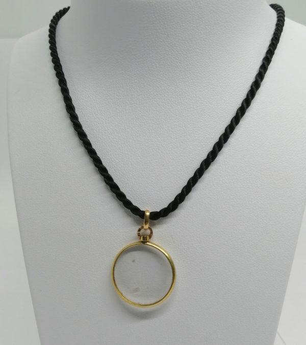 Pendentif or jaune, porte-photo biface avec verre de protection, vers 1920-30.