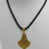 Pendentif en or jaune, de forme typique de l'Art Nouveau, motif floral, 1900.