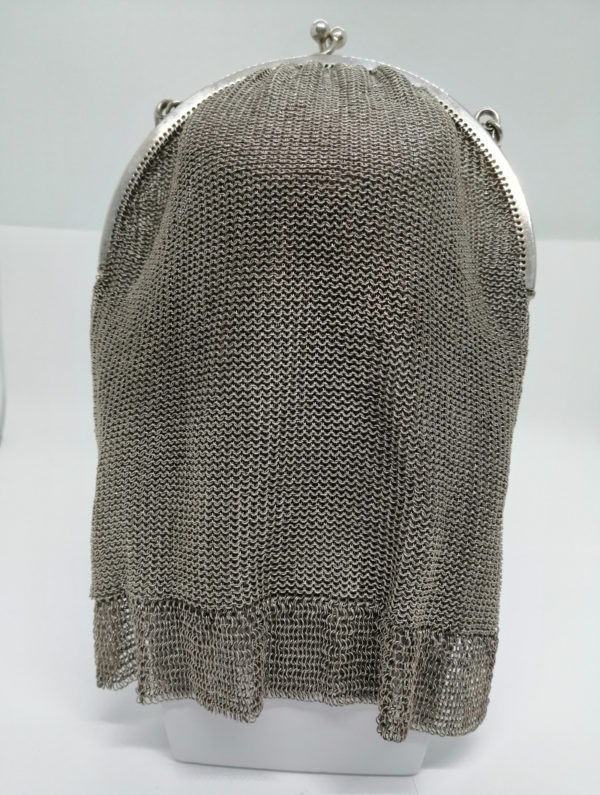 Sac de soirée en cotte de maille, argent massif, Art Déco vers 1925-30.