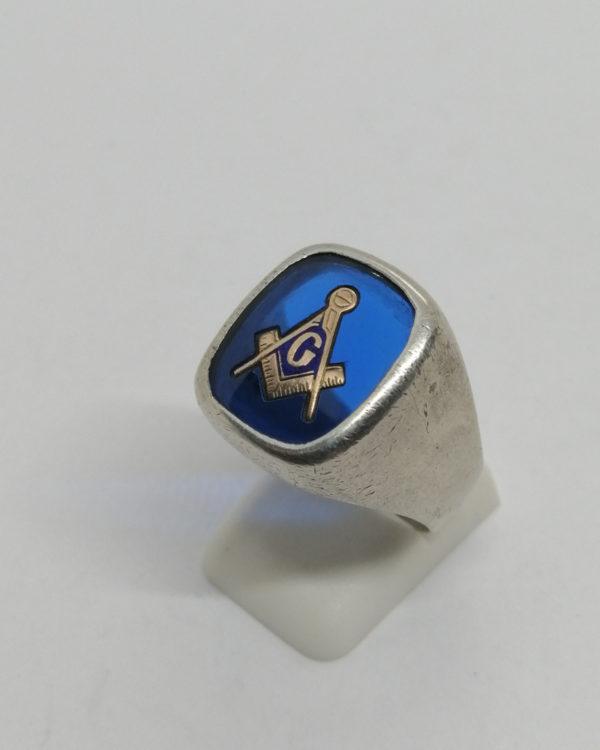 Bague argent, chevalière, avec verre bleu et emblèmes de la franc-maçonnerie. – Image 2