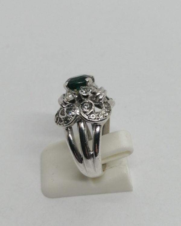 Bague argent, avec pierre verte imitant la tourmaline, pavage de pierres blanches, vers 1920. – Image 3