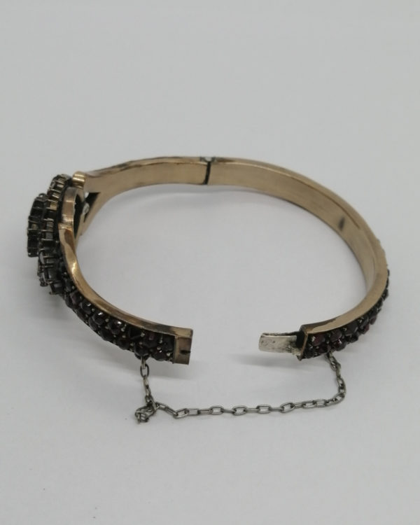 Bracelet en argent/vermeil, avec pavage de grenats taille bohême,1900. – Image 5