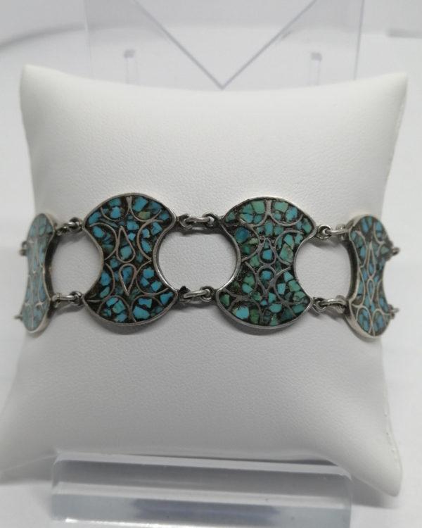 Bracelet argent, pavage morceaux de turquoises dans cloisonné, 1900-20.