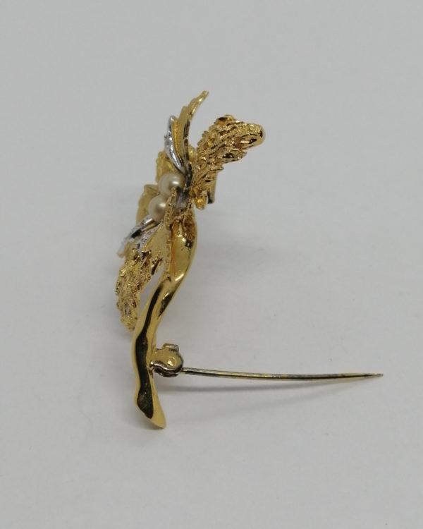 Broche argent-vermeil, fleur épanouie bicolore, avec pierres et perles, 1930-40. – Image 3