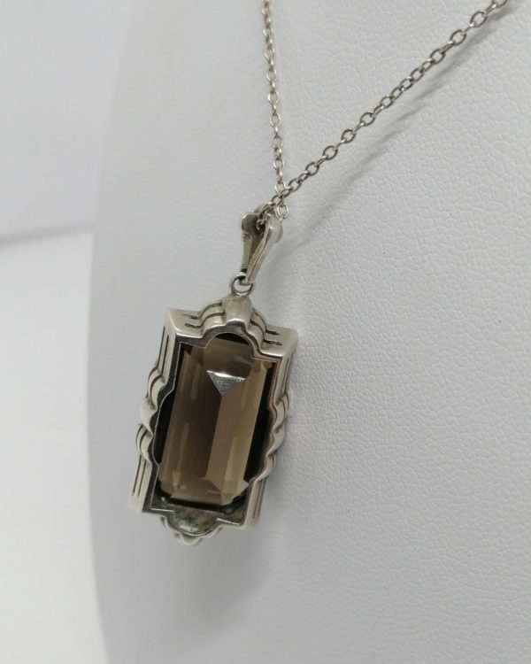 Pendentif argent, gros quartz fumé, taillé sur mesure, Art Déco vers 1925-30. – Image 4