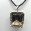 Pendentif argent, avec très gros quartz fumé taillé à facettes, 1940-60. – Image 2