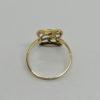 Bague en or, de forme ondulante avec roses de diamant, vers 1900, Art Nouveau. – Image 3