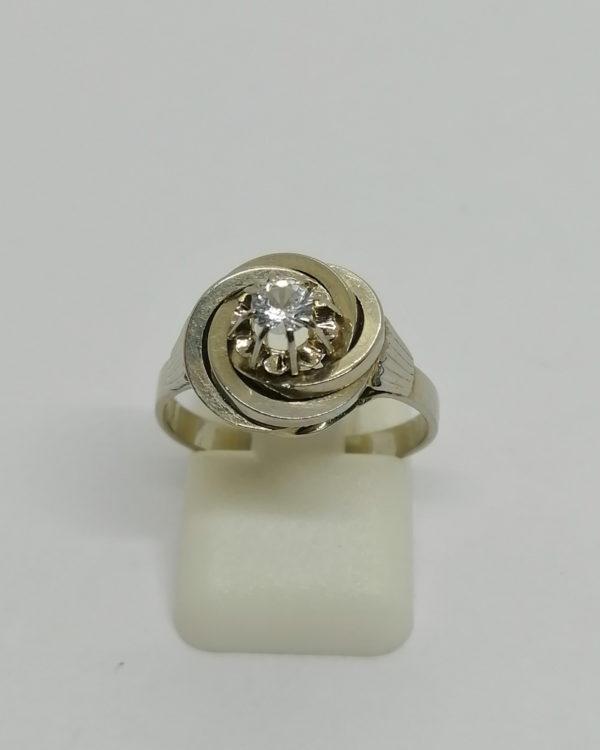 Bague or gris, tourbillon et saphir blanc, 1930-40.