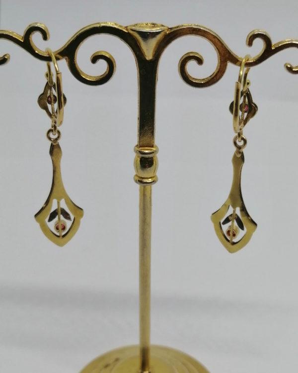 Boucles d'oreilles or bicolore, pâte de verre et d'époque Pré-Art déco, vers 1920-25. – Image 4