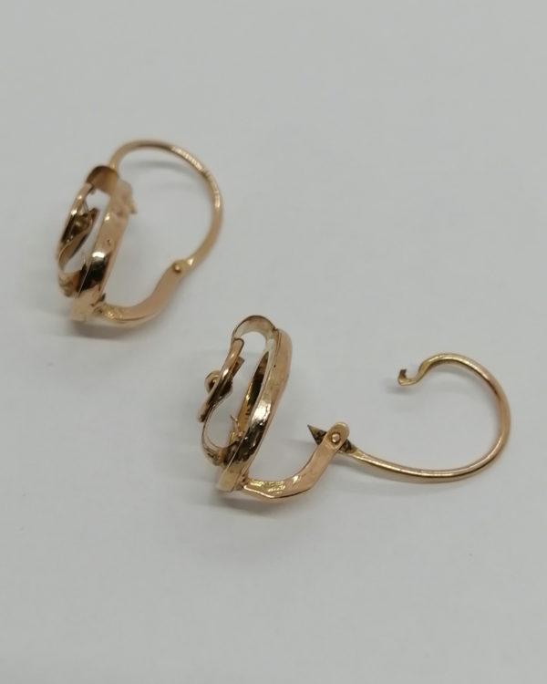 Boucles d'oreilles en or rosé, ovale, ajourée, et en volume façon ruban, vers 1880. – Image 3