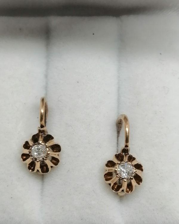 Boucles d'oreilles en or rosé, sertie couronne, diamant taille ancienne, 1900. – Image 2