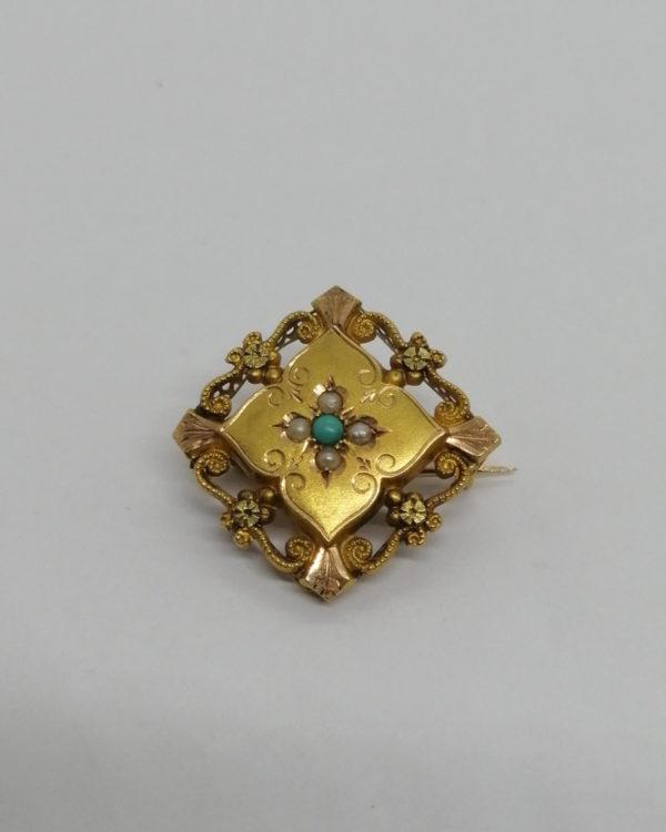 Broche en or jaune et rosé, demi-perles fines et turquoise, vers 1880.