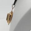 Pendentif or rosé, cassolette, porte-photo, pavage de demi-perles fines et turquoises, vers 1860-80. – Image 3