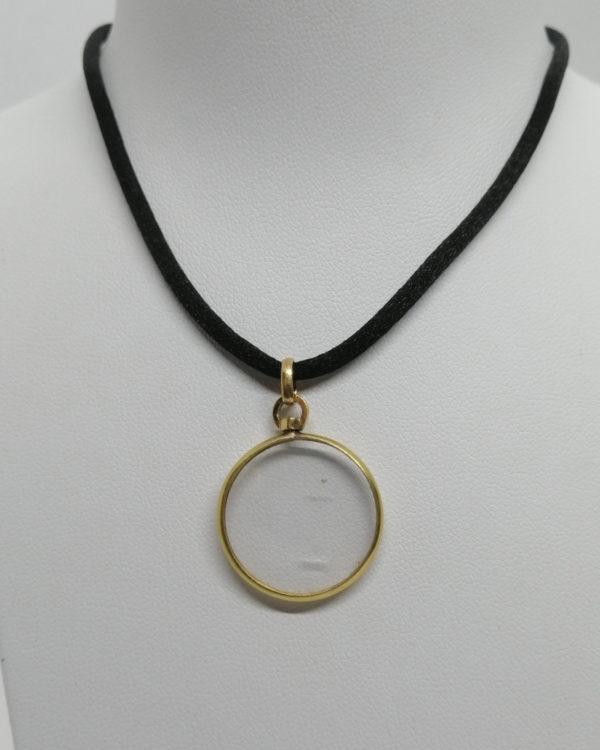 Pendentif or jaune, porte-photo vitré, vers 1900-20.