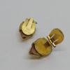 Boucles d'oreilles clip, avec cabochon de verre sur fond doré. – Image 3