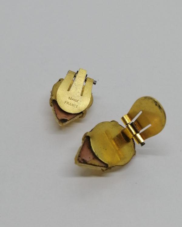 Boucles d'oreilles clip, avec cabochon de verre sur fond doré. – Image 3