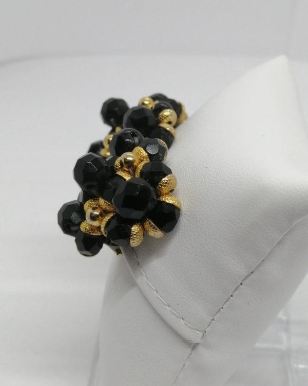 Boucles d'oreilles clip, composition laiton et pâte de verre facetté noir. – Image 2