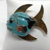 Broche poisson en céramique, et monture en laiton, originale, 1940-50.