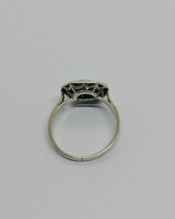 Bague argent, de forme géométrique, pavage de saphir blanc, Art Déco. – Image 3