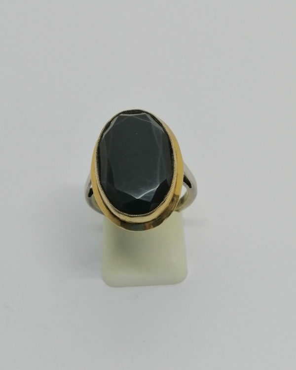 Bague argent et or, avec hématite facettée et matifiée,1925-30.