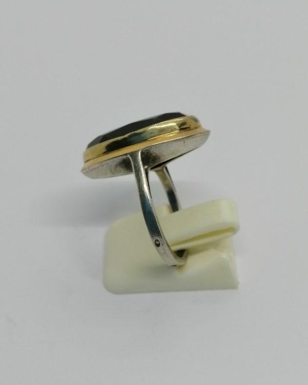 Bague argent et or, avec hématite facettée et matifiée,1925-30. – Image 2