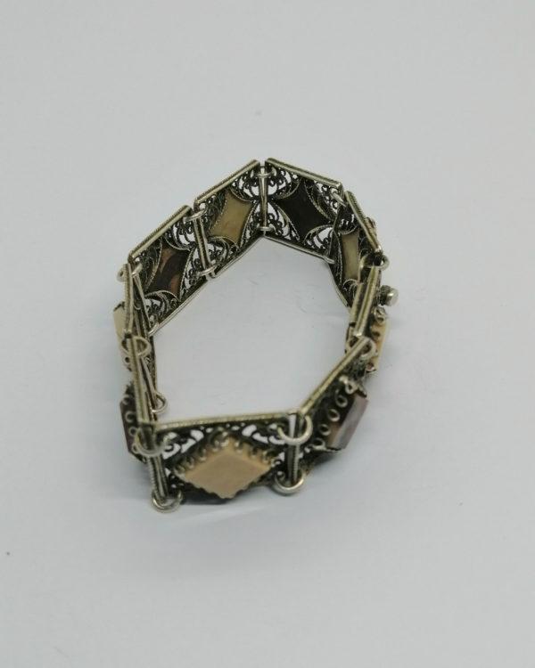 Bracelet argent/vermeil, avec maillons filigranés et sertie de pierres naturelles, vers 1930. – Image 3