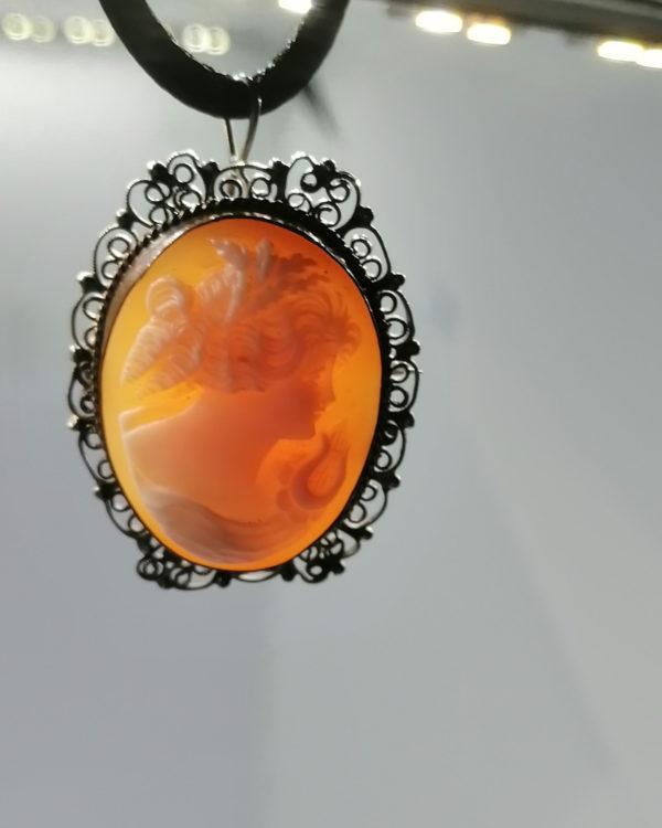 Broche/pendentif argent vermeil, camée, portrait femme à la lyre, vers 1920-30. – Image 5