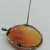 Broche/pendentif argent, marcasites et camée coquillage, femme aux bouclettes. – Image 4