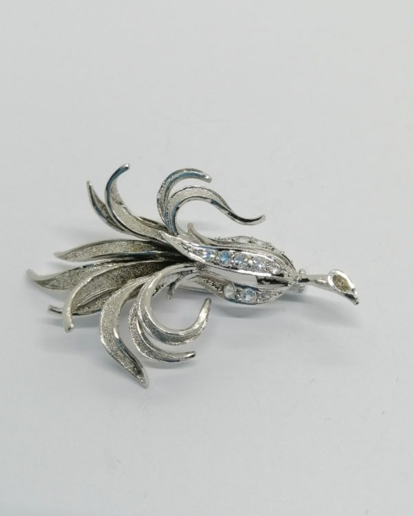Broche argent, fleur avec sertie de pierres blanches, lisse et matifié. – Image 2