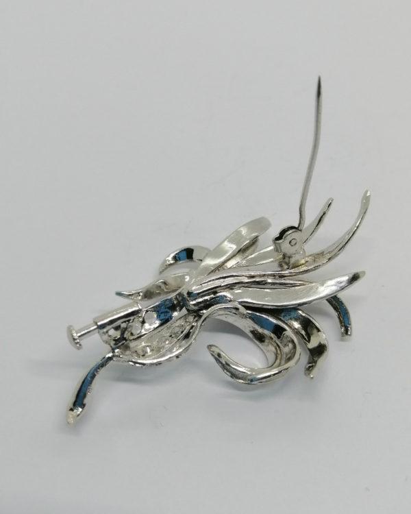 Broche argent, fleur avec sertie de pierres blanches, lisse et matifié. – Image 4