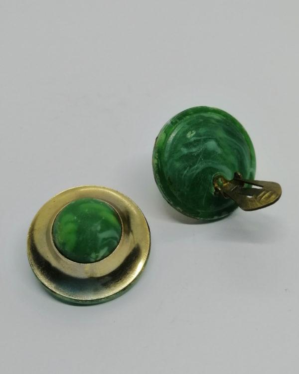 Boucles d'oreilles, clip, bakélite verte et métal doré, 1940-50. – Image 3