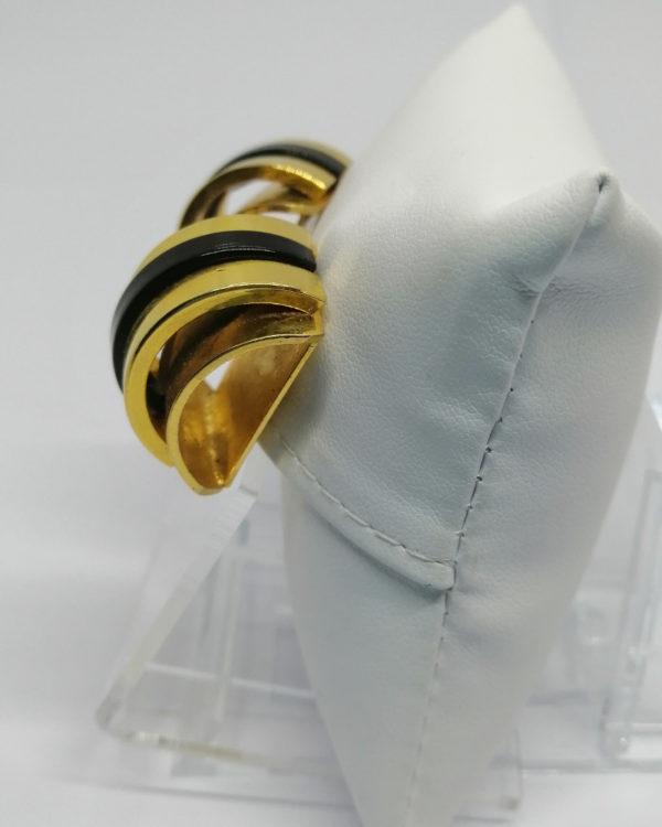 Boucles d'oreilles, clip, gros modèle période Tank, vers 1940-50. – Image 2