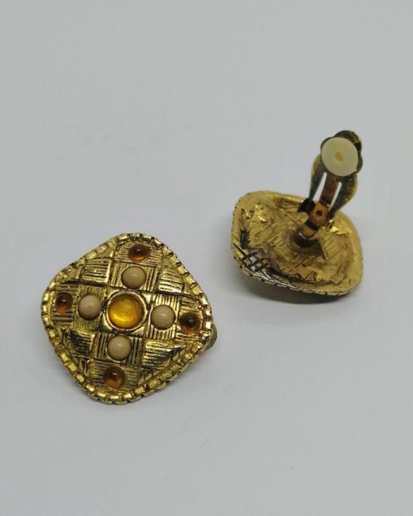 Boucles d'oreilles, clip, forme coussin, façon tissus imprimé, 1970-80. – Image 3