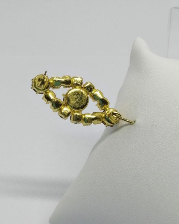 Broche, laiton jaune et strass de couleur bleu, vers 1930-50. – Image 3