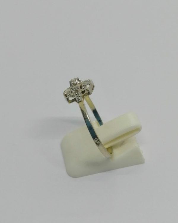 Bague en or et platine, ajourée sertie de diamants, modèle Art Déco, vers 1930. – Image 2