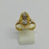Bague en or jaune, avec roses de diamants et cabochon d'améthyste, 1920.