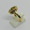 Bague en or jaune, avec roses de diamants et cabochon d'améthyste, 1920. – Image 2