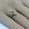 Bague en or jaune, avec roses de diamants et cabochon d'améthyste, 1920. – Image 4