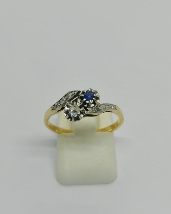 Bague en or rosé, petit modèle toi et moi, saphir et rose de diamant, vers 1900-20.