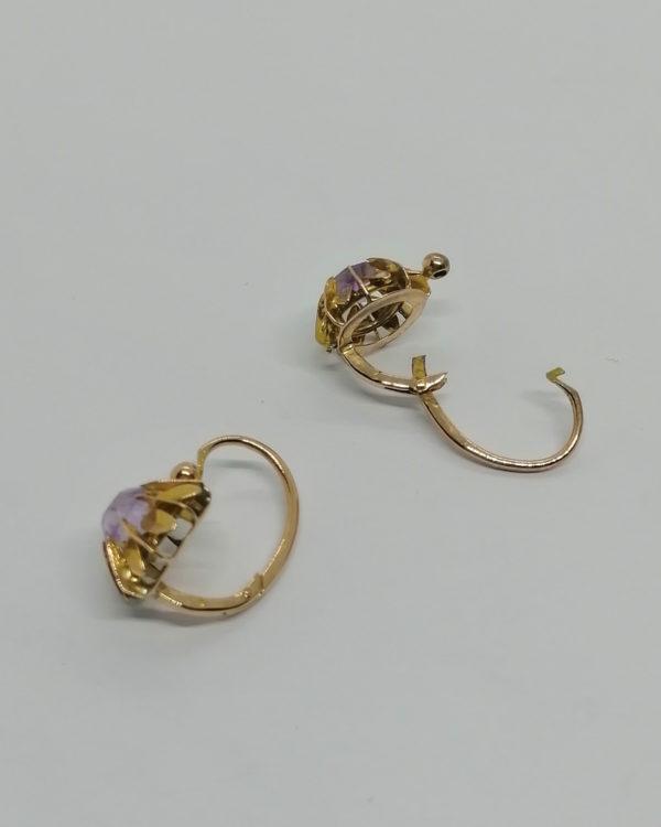 Boucles d'oreilles or rosé, dormeuses avec améthystes, vers 1900-20. – Image 4