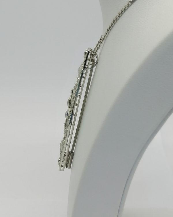 Broche/pendentif, or gris et platine, ajourée avec pavage de diamants, Art Déco 1925-30. – Image 3
