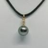 Pendentif, en or, création avec diamants et grosse perle de Tahiti. – Image 2