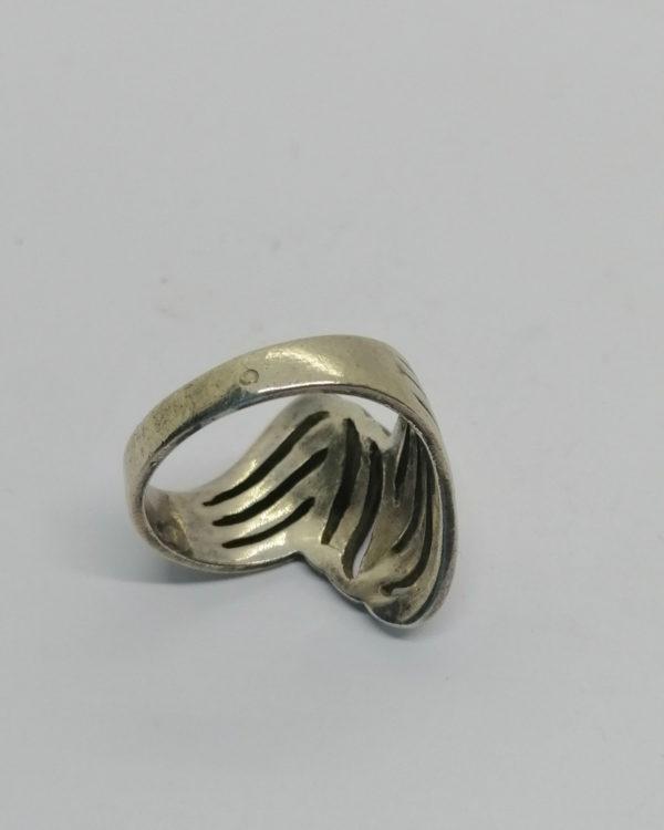 Bague argent, en forme de vague ajourée, vers 1970-80. – Image 3
