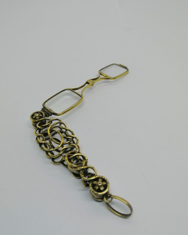 Paire de lunette de lecture pliante, argent/vermeil, avec décor, vers 1880. – Image 7