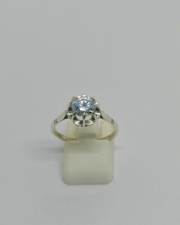 Bague argent, solitaire avec zirconium naturel, vers 1920.
