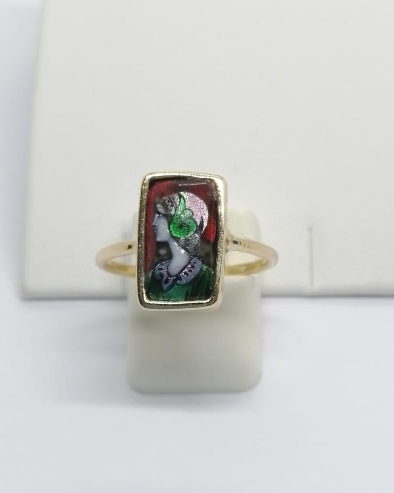 Bague en or jaune avec un émail sur cuivre, portrait, Limoges vers 1900-20.